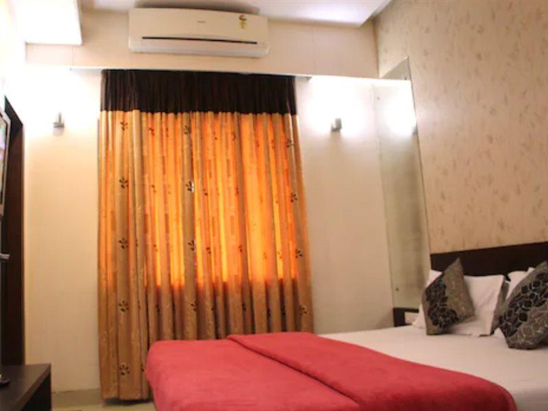 Hotel Aarya Inn Rāipur Εξωτερικό φωτογραφία