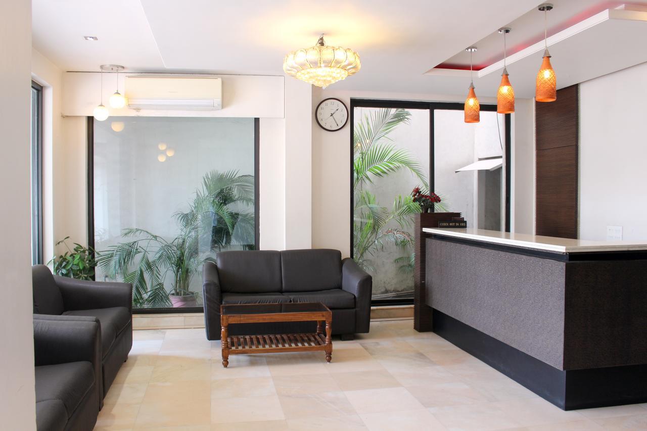 Hotel Aarya Inn Rāipur Εξωτερικό φωτογραφία