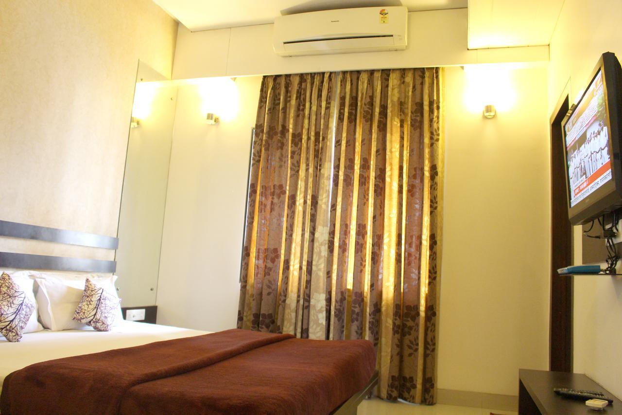 Hotel Aarya Inn Rāipur Εξωτερικό φωτογραφία